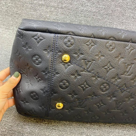 Auth Louis Vuitton LIKE NEW Artsy Empreinte - Picture 2 of 14